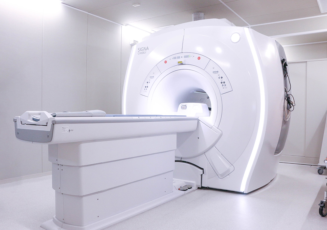 MRI:GE社製「SIGNA Creator」